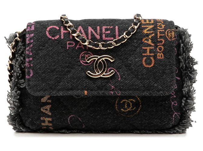 Bolsa de Ombro Chanel Mini Matelassé Coco Mark com Corrente Preto Multicor