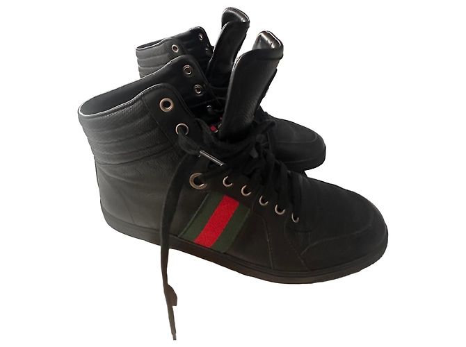 Sneakers Gucci in Pelle Nera Nero