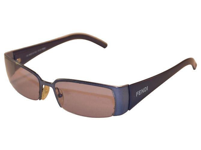 Fendi FS323 Purple Rectangular Sunglasses Dark purple