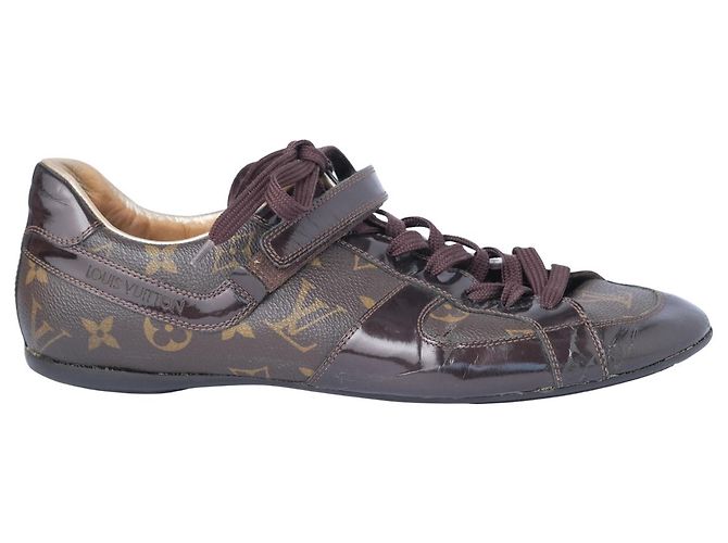 Louis Vuitton Globe-Trotter Monogram Canvas & Patent Leather Sneaker Braun
