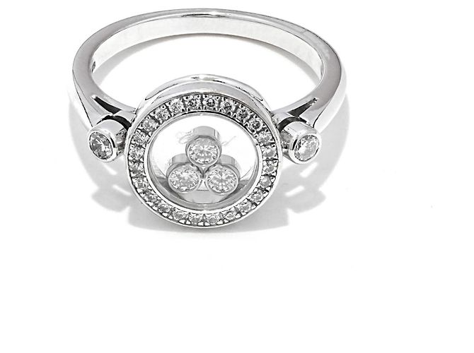Anel Chopard Happy Diamonds em Ouro Branco 18K e Diamantes Prata