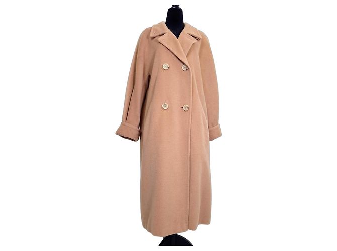 Max Mara Camel Wool and Cashmere Double-Breasted Coat