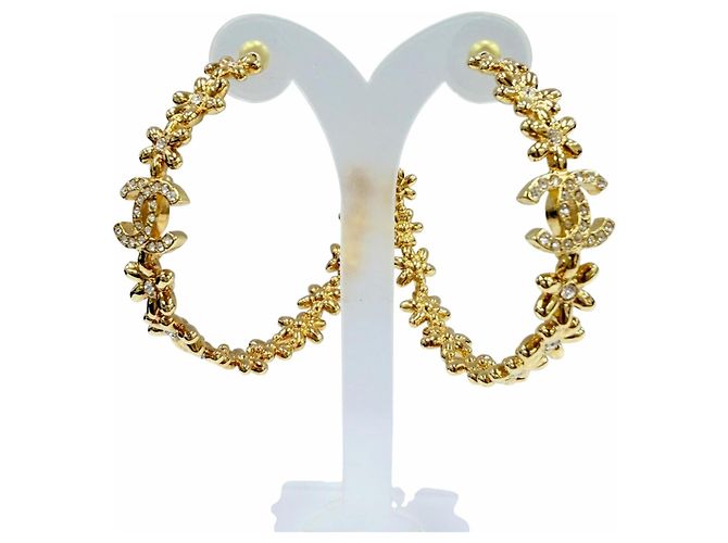 Pendientes de aro Chanel I32A Coco Mark Flower Dorado