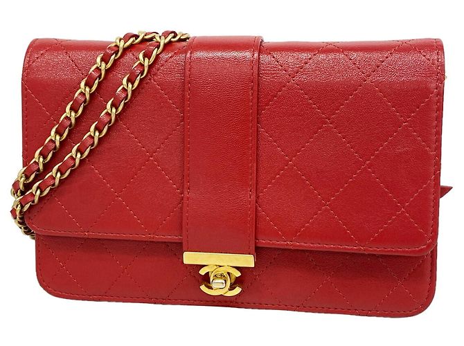 Cartera de hombro con cadena Chanel Matelassé Roja