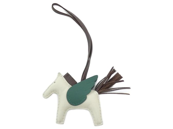 Hermès Hermes Rodeo Pegasus Accessory Bag Charm PM Branco Chocolate Verde claro