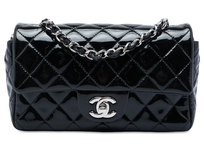 Chanel Mini Rectangular Classic Single Flap en charol negro