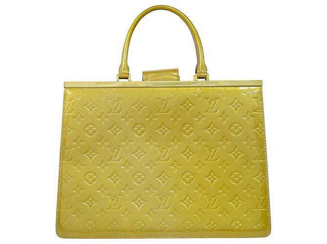 Louis Vuitton Deesse Monogram Vernis GM Beige