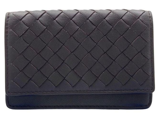 Bottega Veneta Tarjetero de piel marrón oscuro
