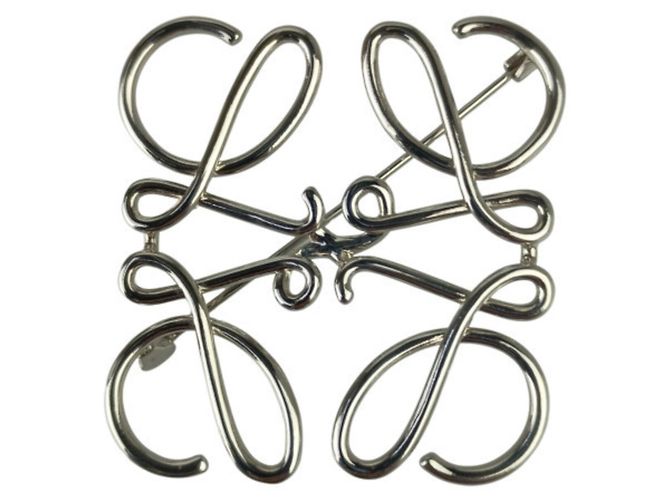 Loewe Anagram Brosche aus silberfarbenem Metall