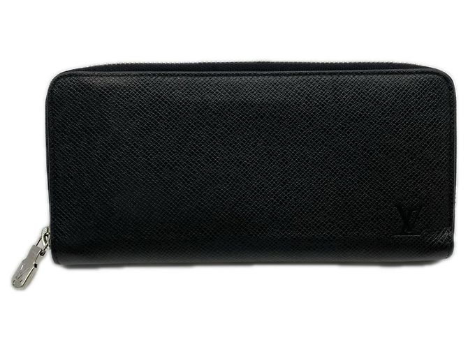Louis Vuitton Taiga Zippy Wallet Black