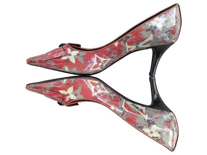 Louis Vuitton Monogram Patent Leather Pumps Multiple colors