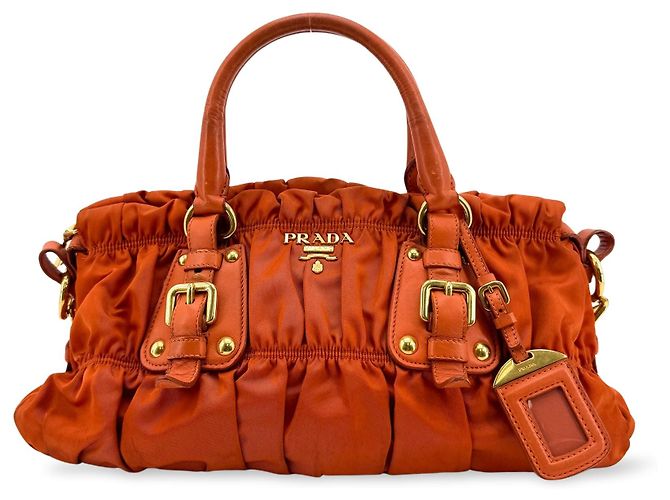 Bolsa Convertible Prada Gaufre em couro e Tessuto Medium Laranja