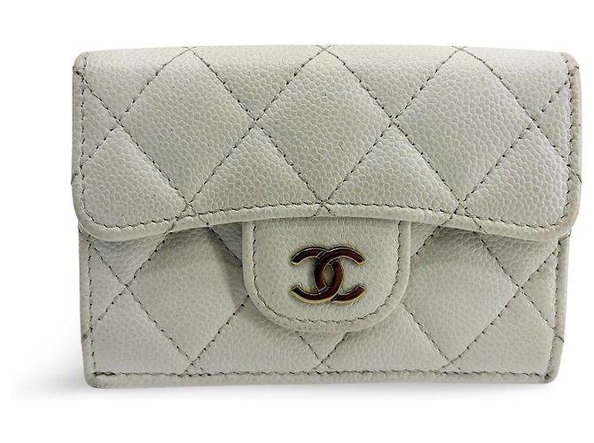 Chanel Classic Flap Kartenetui aus gestepptem Kaviarleder
