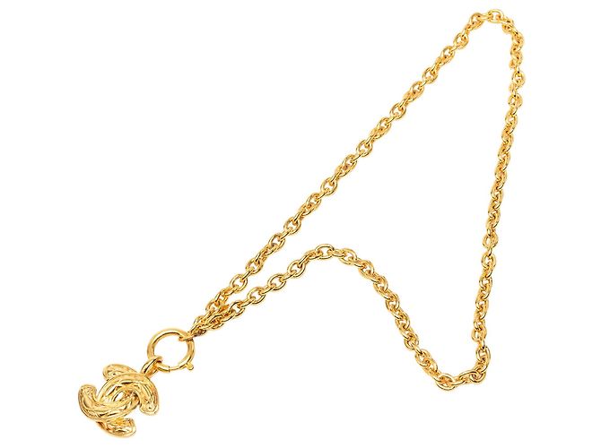 Colar com pingente acolchoado Chanel CC banhado a ouro Dourado