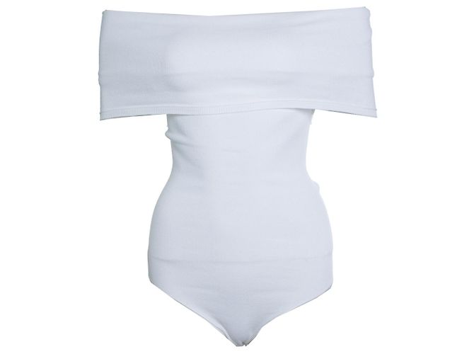 Alaïa, Strick-Bodysuit mit schulterfreiem Design in Weiß