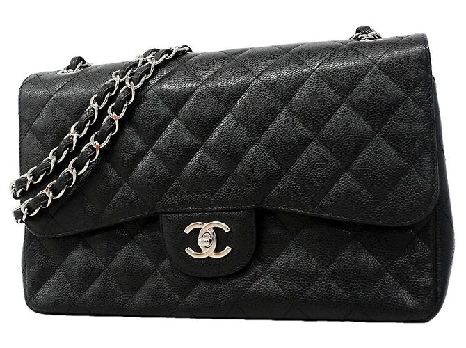 Borsa a tracolla Chanel in vitello martellato nero