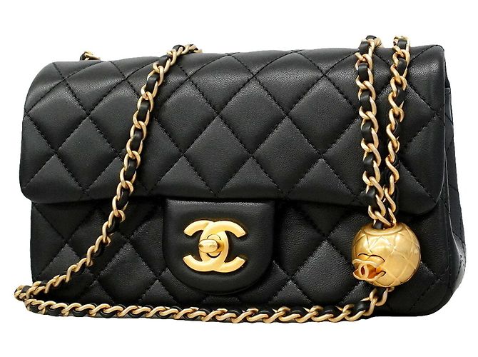 Timeless Borsa a tracolla con catena Chanel Matelassé Nero