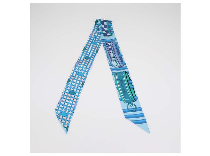 Hermès Hermes Blue Silk Colliers de Chiens Print Twilly