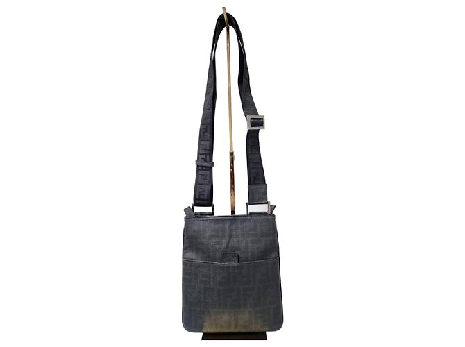 Fendi Sac Messenger Plat Zucca Noir/Gris