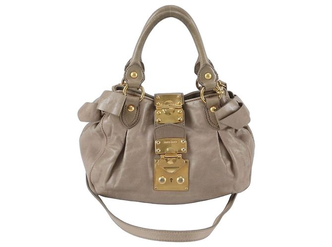 Bolsa de Ombro 2-Way em Couro com Laço Lateral Miu Miu Bege