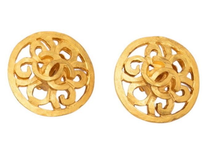 Orecchini a clip vintage rotondi Chanel Coco Mark D'oro