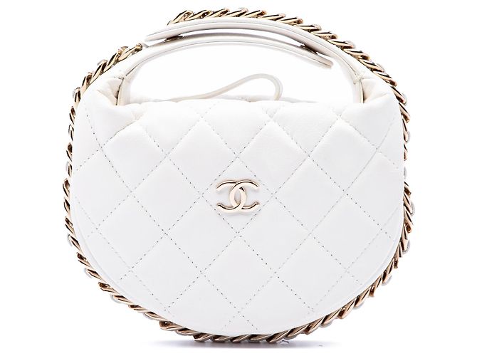 Chanel Mini gestepptes Lammleder Pouch in Weiß mit Kette