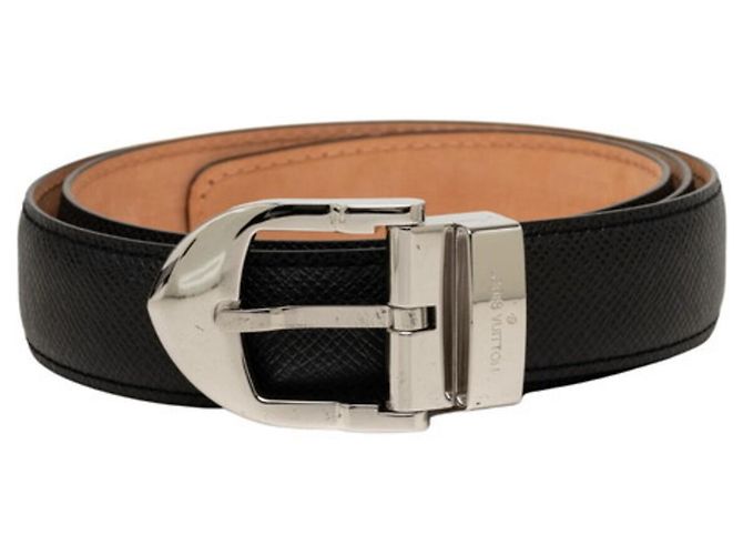 Louis Vuitton Taiga Ceinture Classic Belt