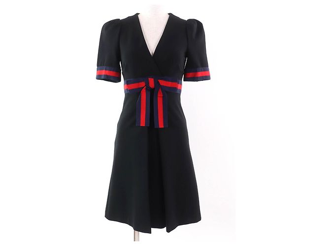 Vestido Gucci em jersey com decote em V Preto