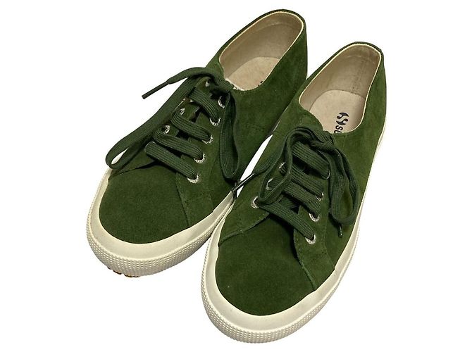 Autre Marque Baskets basses en daim Superga SUEU Vert