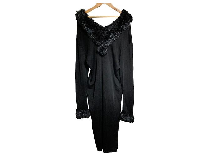 Autre Marque WOO-MI Kleid mit langen Ärmeln Schwarz