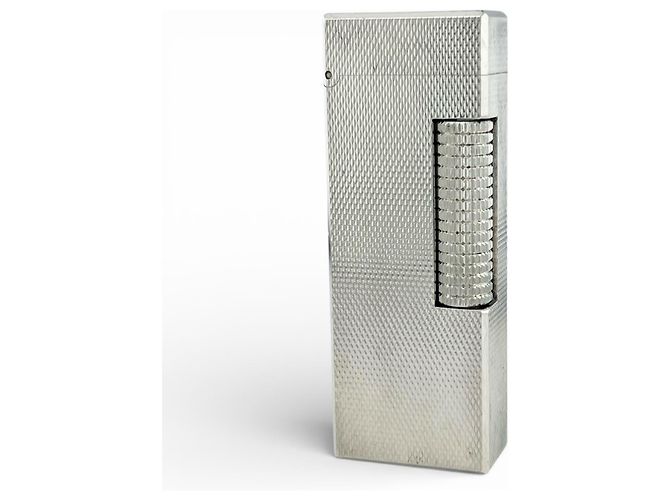 Alfred Dunhill Dunhill All-Over Pattern Lighter Smoking Accessory Silvery