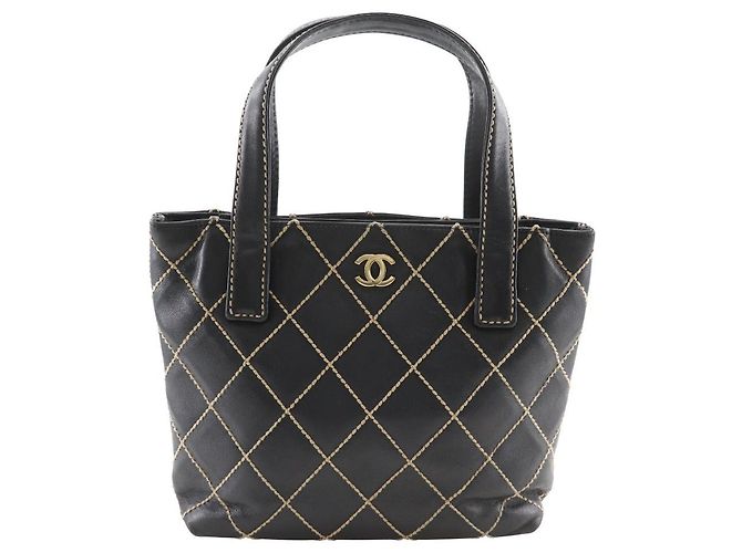 Borsa in vitello Chanel Wild Stitch Nero