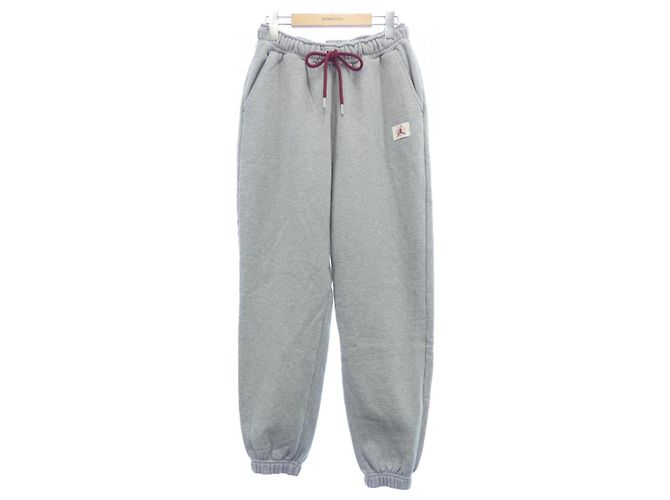 Autre Marque Pantaloni Nike Jordan Marrone