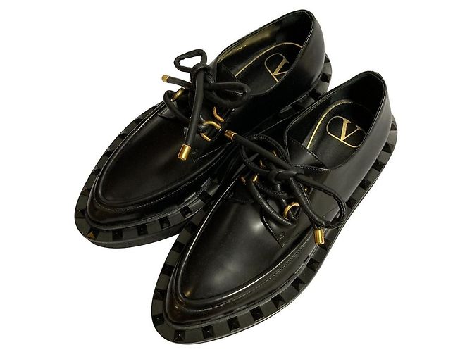 Chaussures Brogue Rockstuds Valentino Garavani Noir