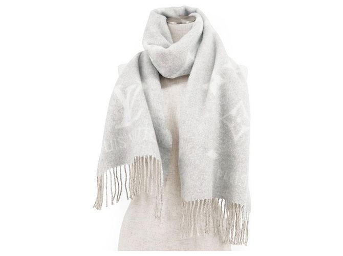 Louis Vuitton Echarpe Reykjavik Cashmere Scarf Crudo
