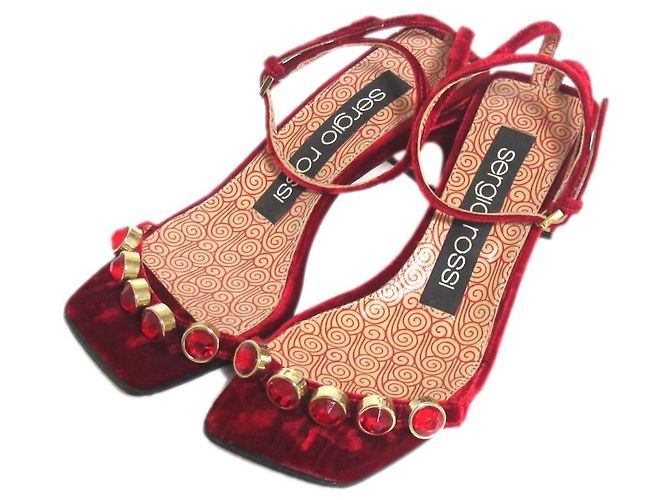 Autre Marque Sergio Rossi Bijou Samtsandaletten Rot