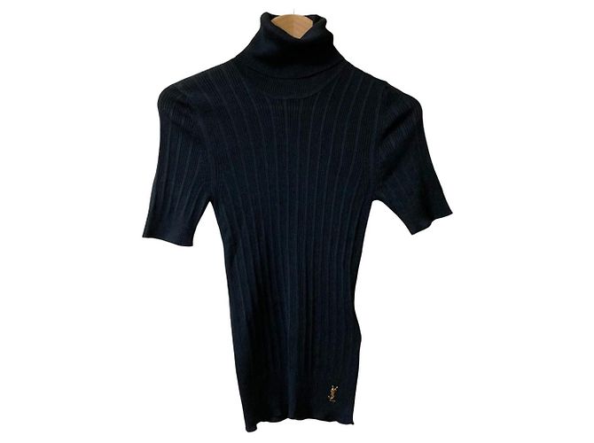 Yves Saint Laurent Maglia in seta a maniche corte Saint Laurent Paris Nero