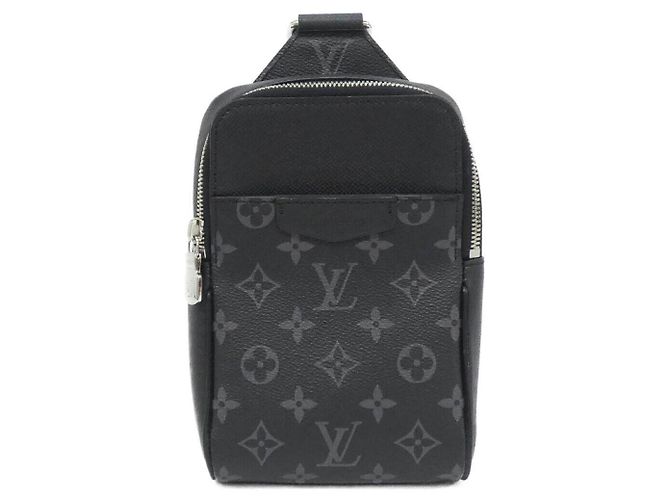 Borsa a tracolla Louis Vuitton Taiga Llama Nero
