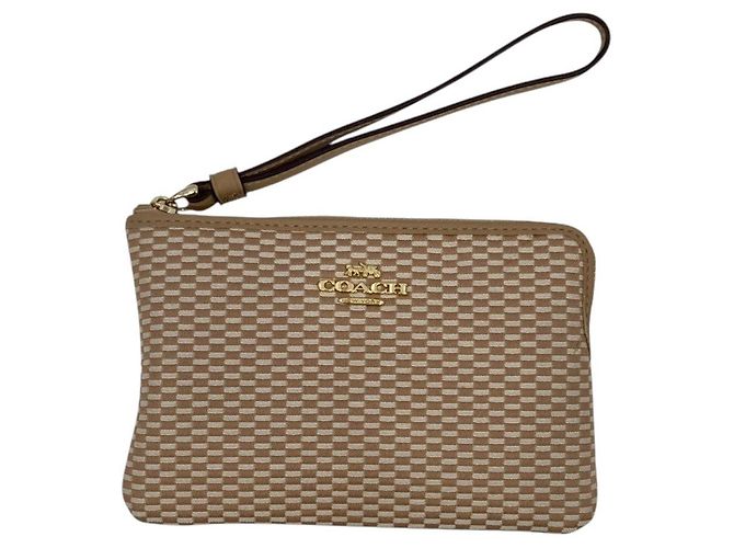 Cartera de muñeca Coach Corner Zip Beige