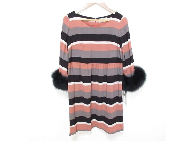 Autre Marque Vestido de pele com mangas bordadas GRACE CONTINENTAL Rosa