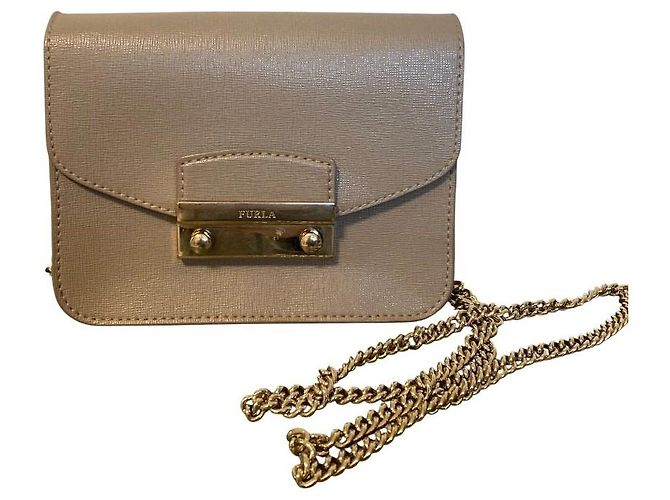 Borsa a tracolla con catena Furla Metropolis Marrone