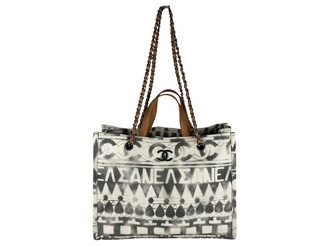 Bolsa Chanel em lona e couro Marrom Cru