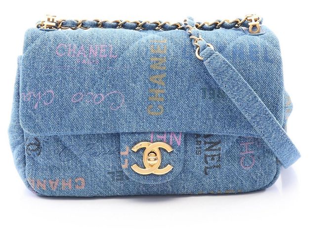 Borsa a tracolla Chanel Matelassé Small Flap in denim Blu