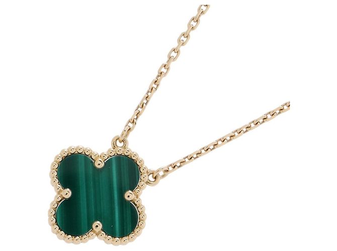 Collana Van Cleef & Arpels Alhambra con pendente in malachite D'oro