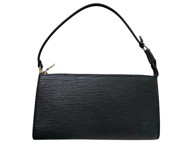 Louis Vuitton Pochette Accessoires em couro Epi Preto