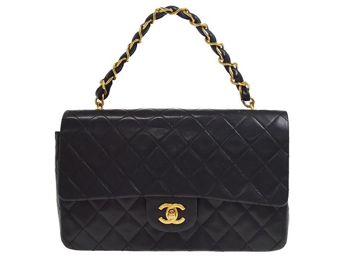 Chanel Vintage Classic Single Flap Quilted Lambskin Medium Noir
