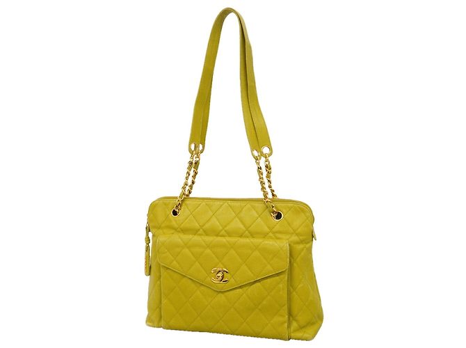 Chanel Matelassé Chain Tote Bag Hellgrün
