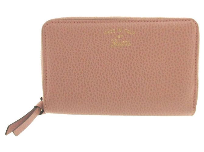 Cartera bi-fold Gucci de piel rosa