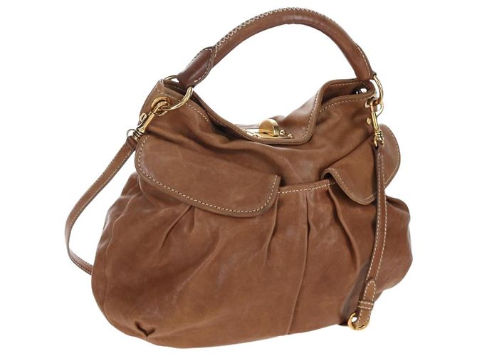 Borsa a tracolla Miu Miu in pelle 2way marrone tono oro Auth 205819A