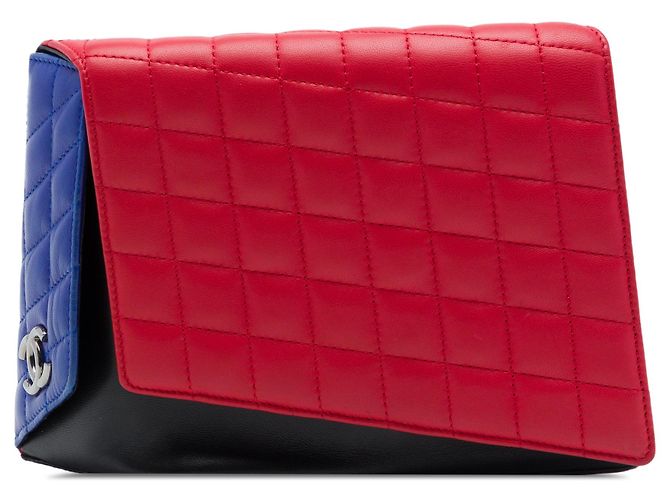 Chanel Fresh Air Clutch aus gestepptem Lammleder in Rot